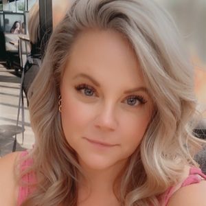 Meet your Posher, Sheralyn